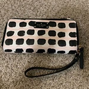Kate spade large wristlet